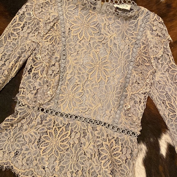 Silver gray-blue lace blouse - Picture 2 of 3